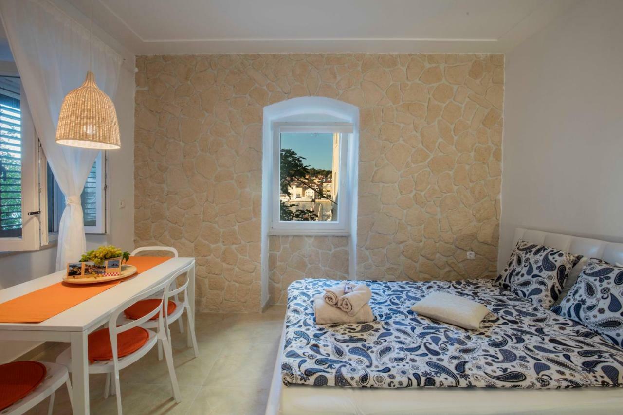 Season4All Apartments Mali Lošinj Εξωτερικό φωτογραφία